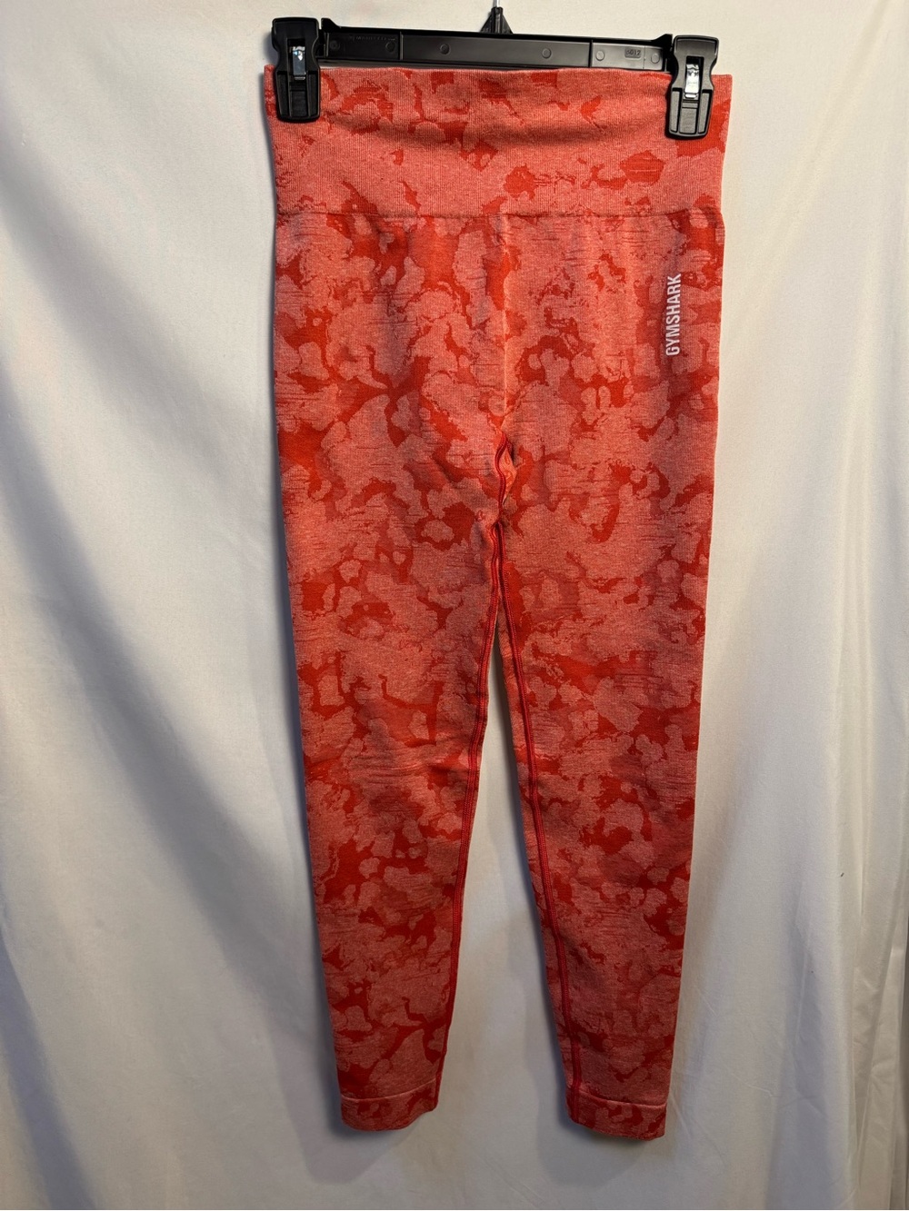 Gymshark Adapt Camo Seamless Leggings Red Medium EUC